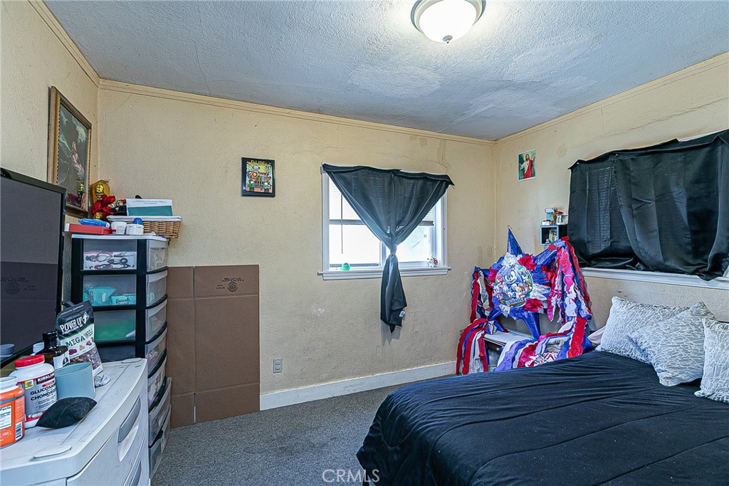 611 S Thornburg Property Photo 17