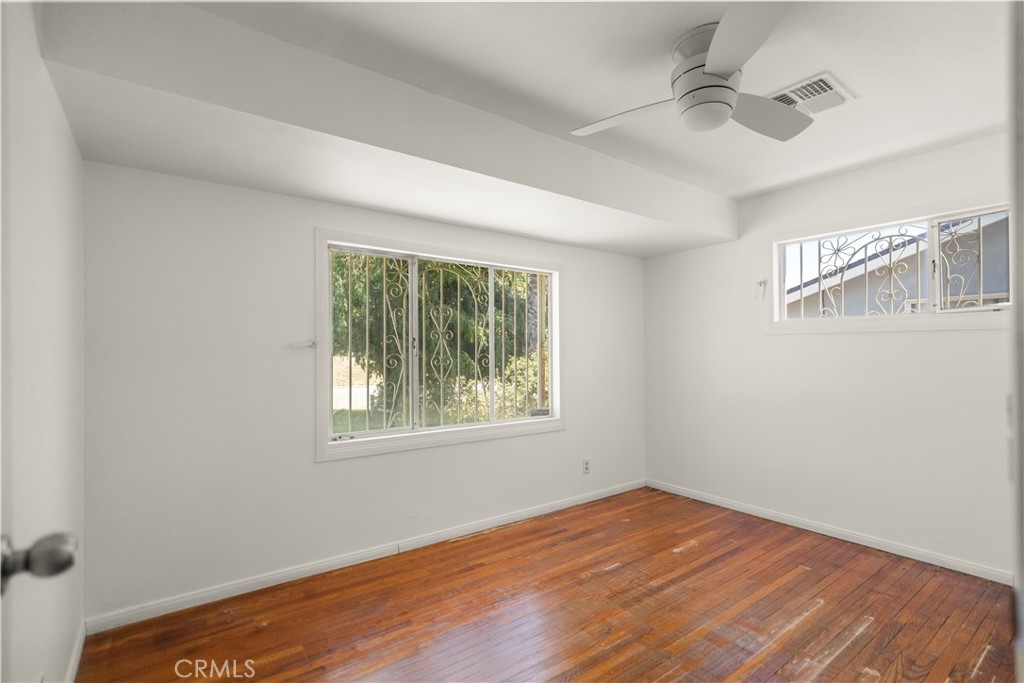 2804 Pomona Property Photo 17