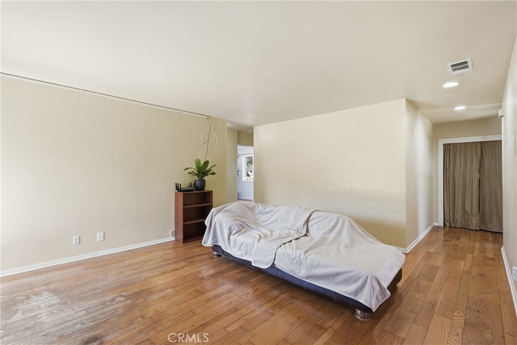 1108 E Mango Property Photo 10