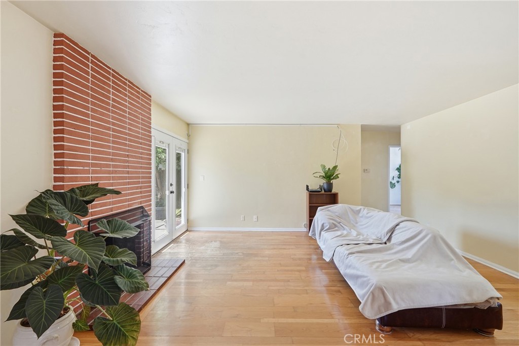 1108 E Mango Property Photo 11