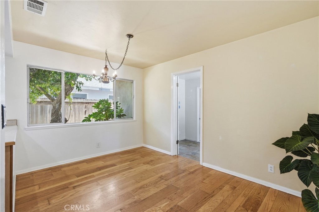 1108 E Mango Property Photo 12