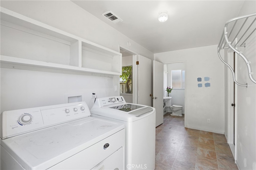 1108 E Mango Property Photo 26