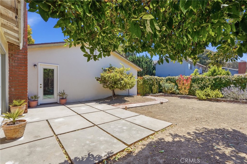 1108 E Mango Property Photo 30