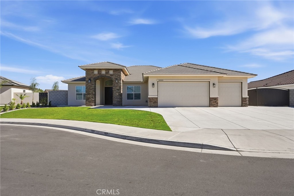 16513 Starview Court Property Photo 2
