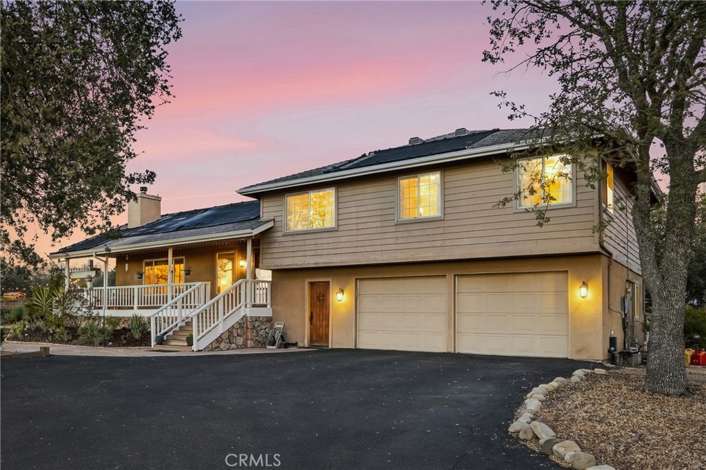 5680 High Ridge Property Photo 3