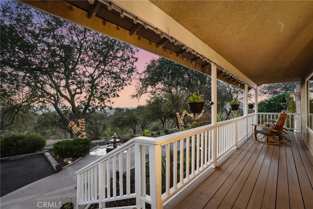 5680 High Ridge Property Photo 7