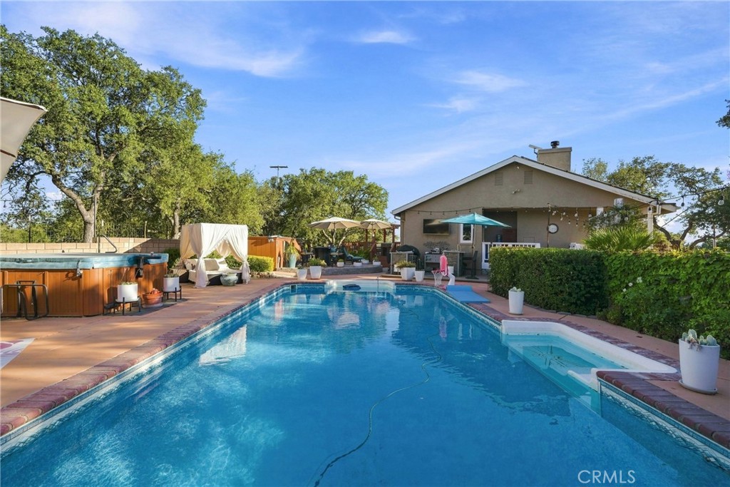 5680 High Ridge Property Photo 44