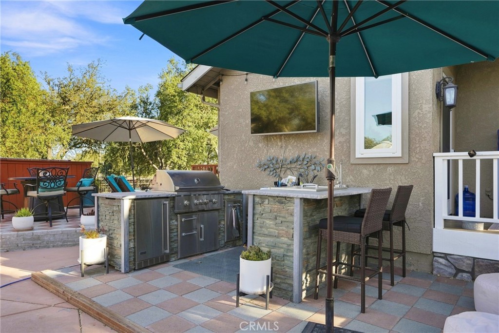 5680 High Ridge Property Photo 47
