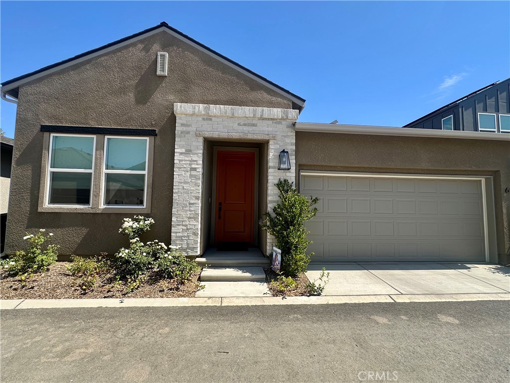 697 Grace Property Photo 3