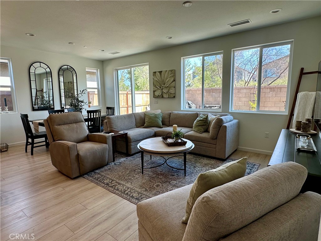 697 Grace Property Photo 15