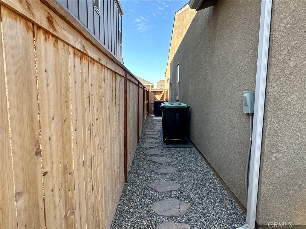 697 Grace Property Photo 43