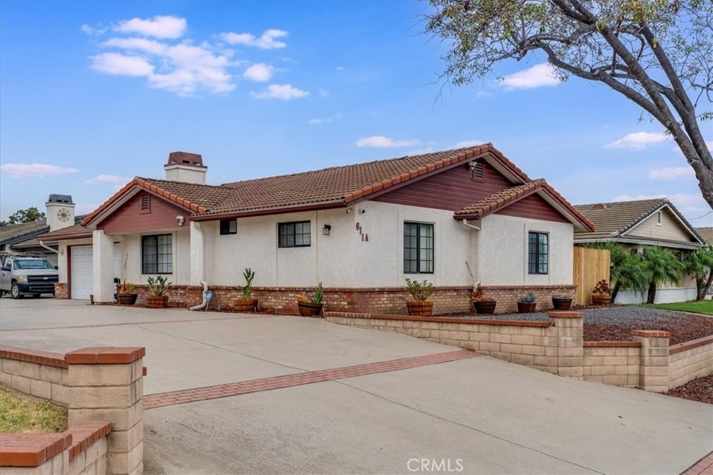 611 Tiffany A Property Photo 1