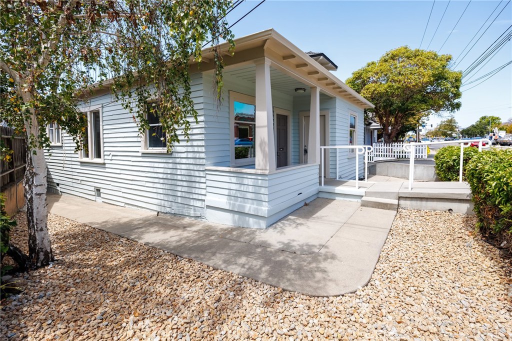 2241 Broad Street Property Photo 5