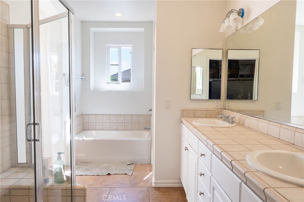 2327 Westbury Property Photo 22
