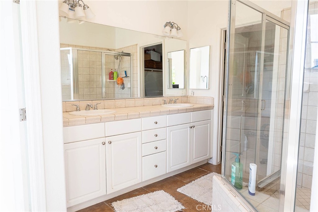 2327 Westbury Property Photo 23