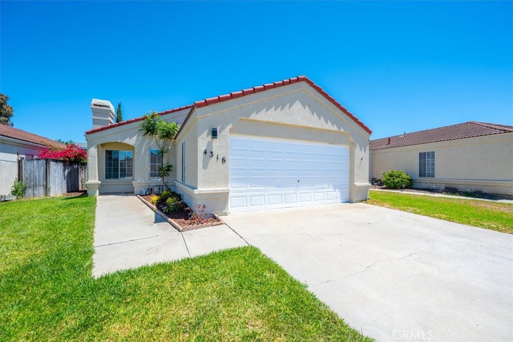 4316 Ridgecrest Property Photo 1