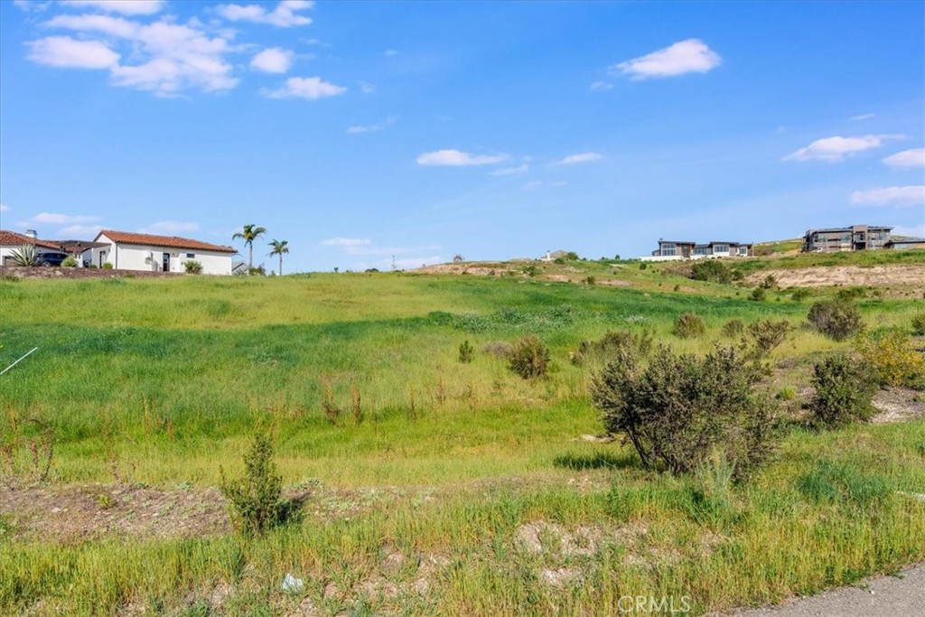 488 Del Sur Drive Property Photo 4