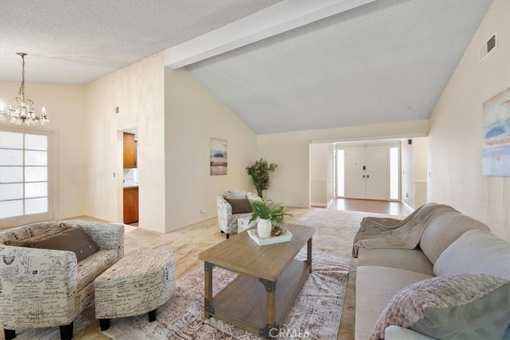 4301 Lynnhurst Circle Property Photo 12