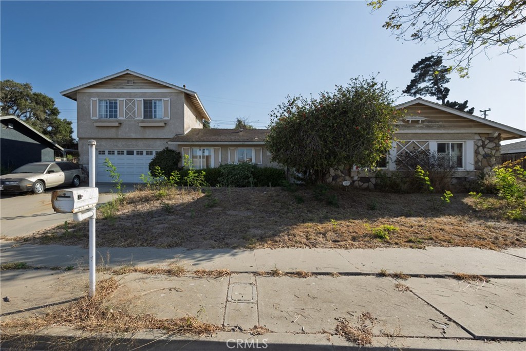 1136 Patterson Property Photo 1