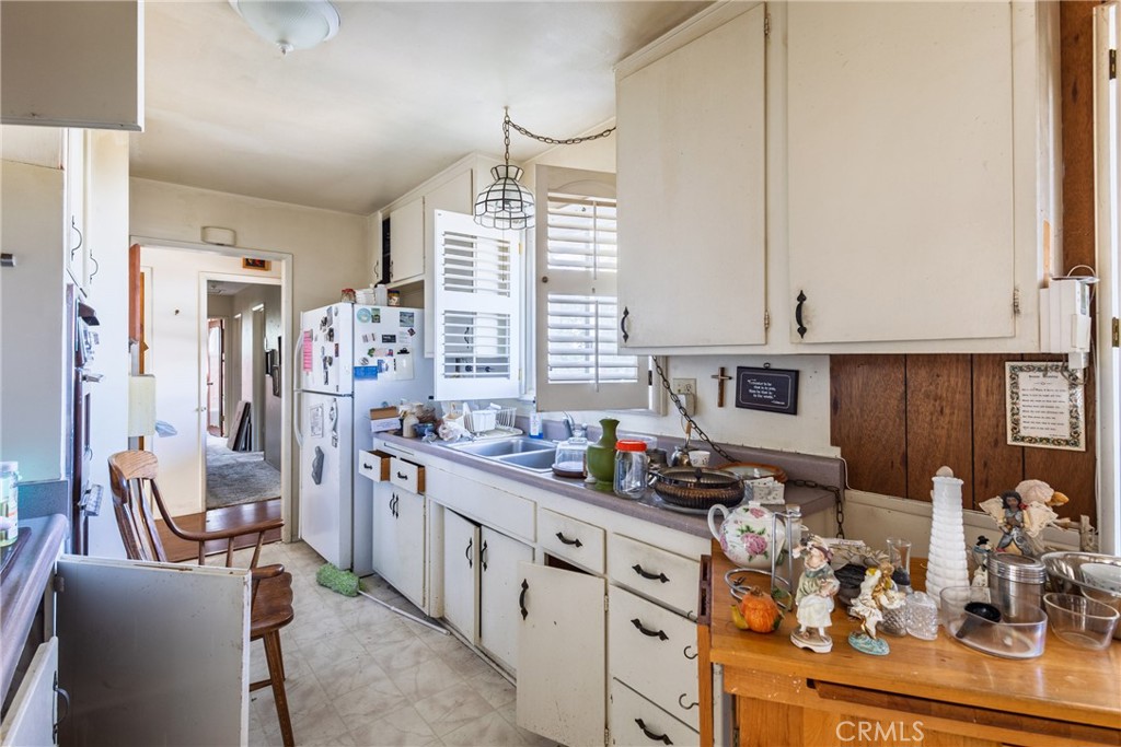 1136 Patterson Property Photo 11