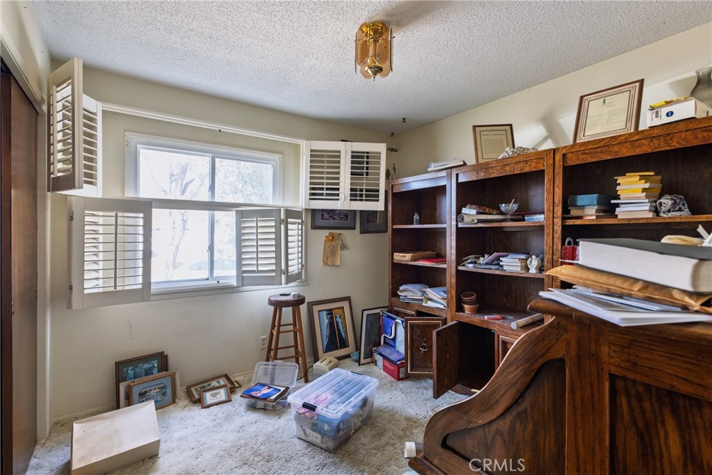 1136 Patterson Property Photo 15
