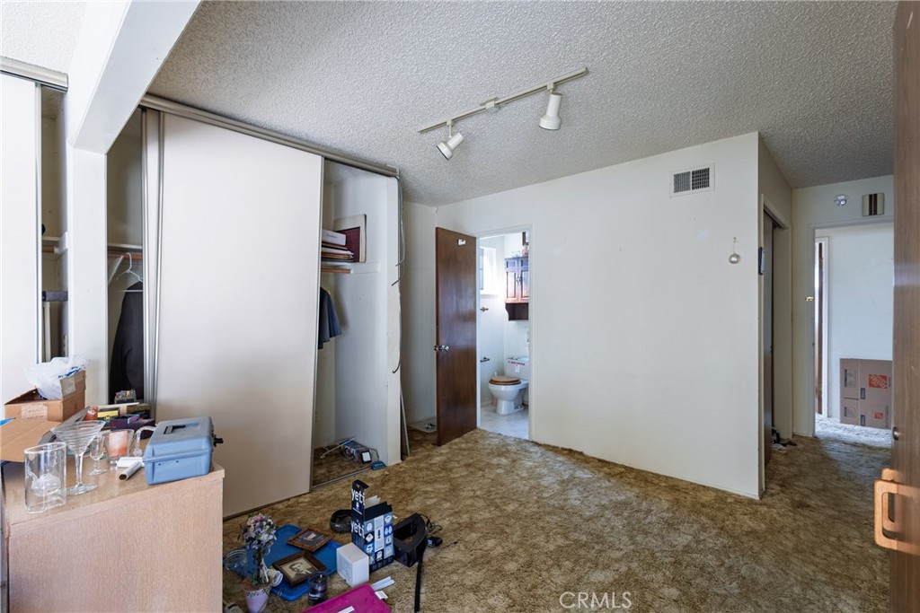 1136 Patterson Property Photo 22