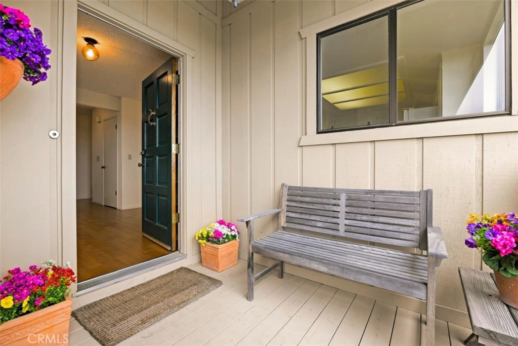 920 Wadsworth Property Photo 3