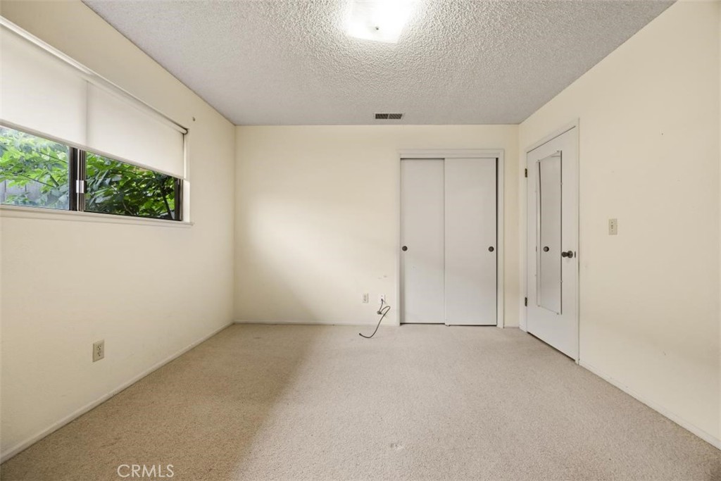 920 Wadsworth Property Photo 31