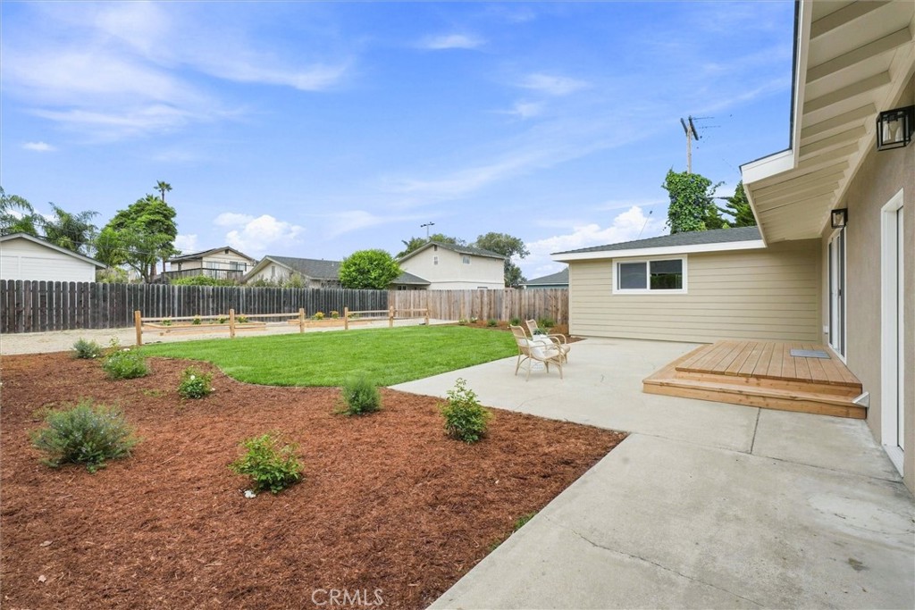 828 Willow Property Photo 30