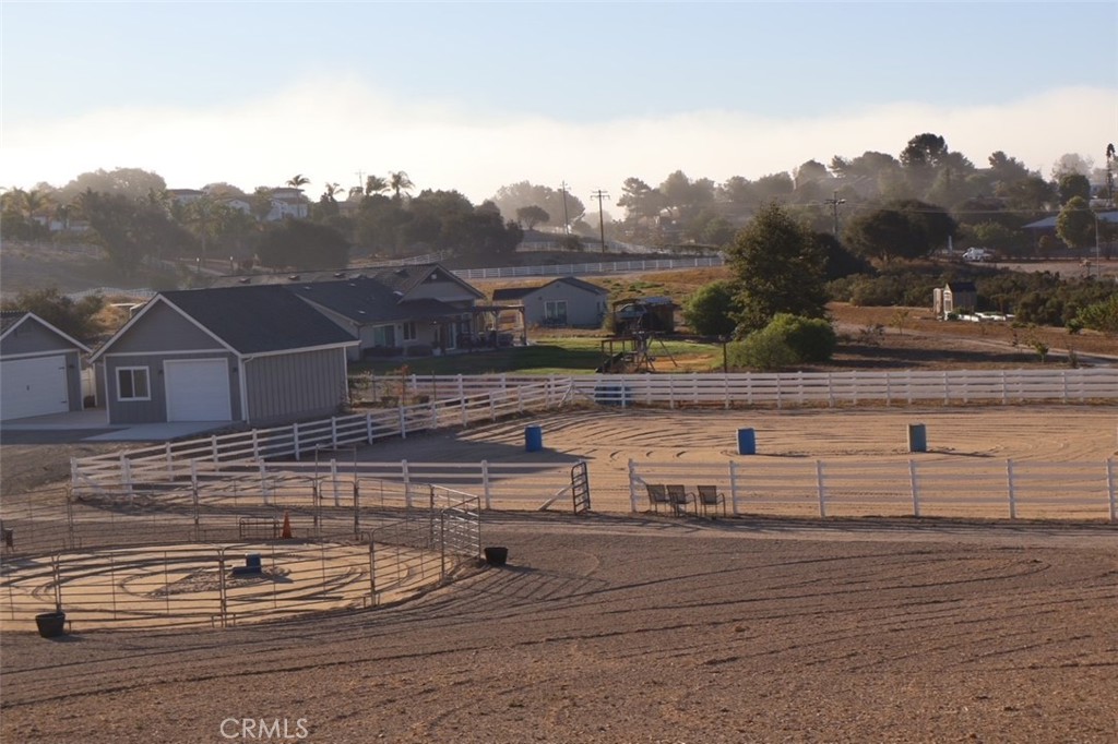 169 Cimarron Property Photo 2