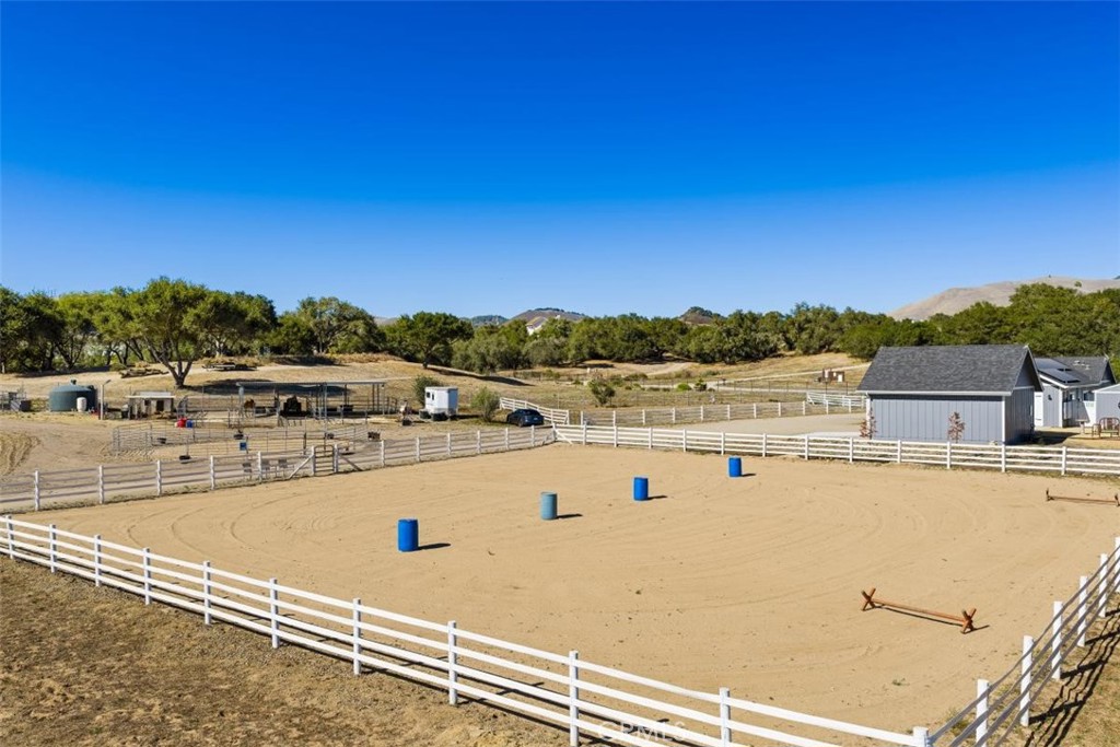 169 Cimarron Property Photo 7