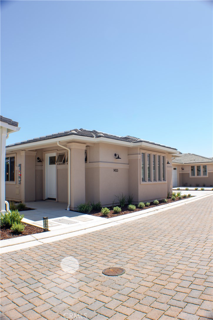 1484 Ronald Way Property Photo 6