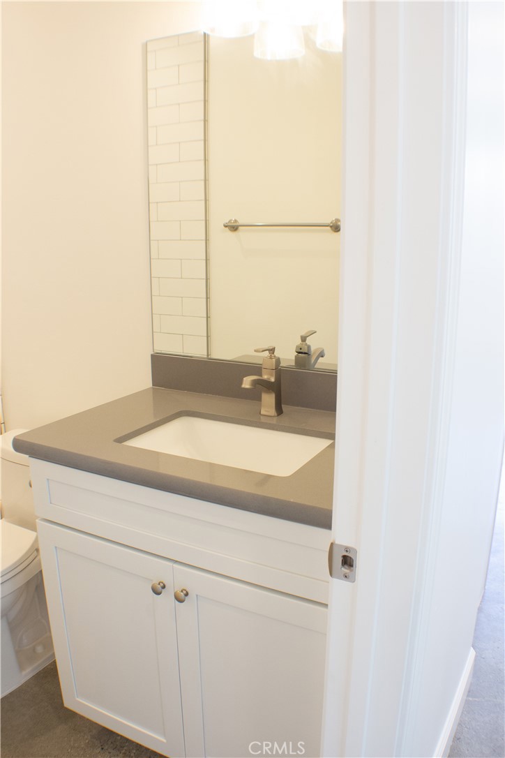 1484 Ronald Way Property Photo 23