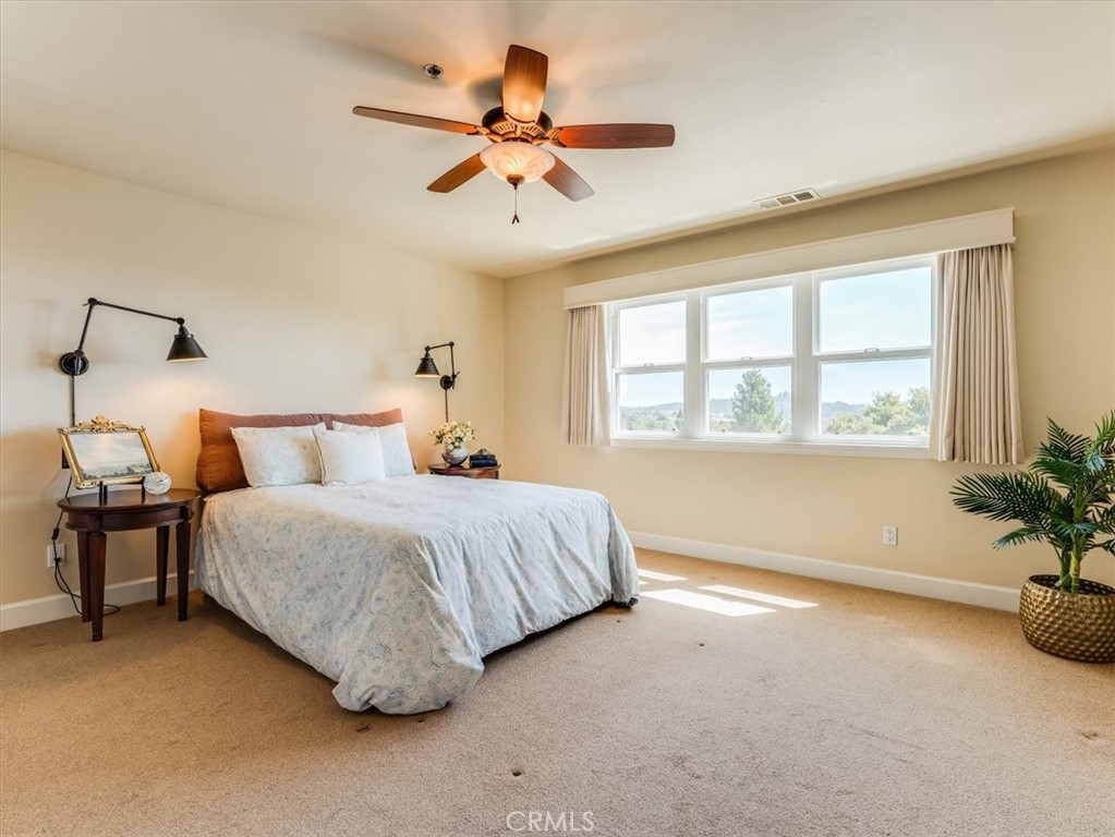 120 Le Point Street Property Photo 19