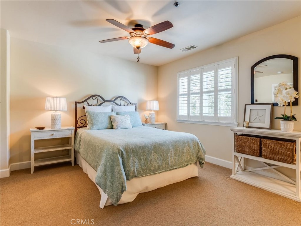120 Le Point Street Property Photo 25