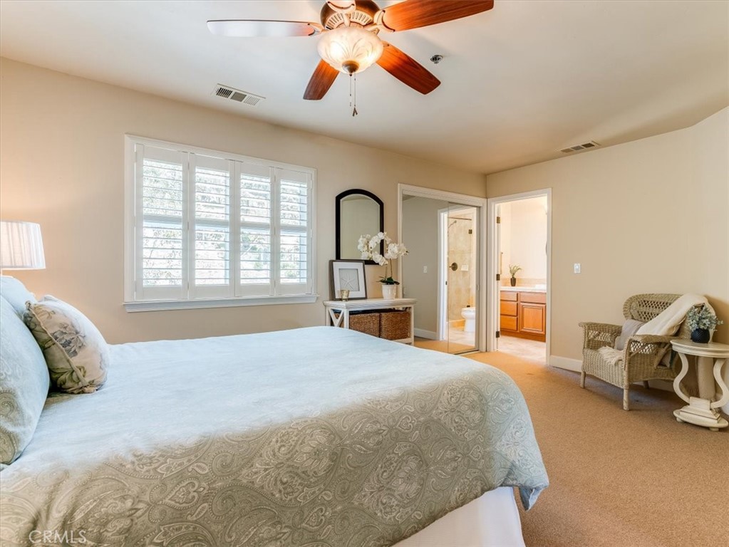 120 Le Point Street Property Photo 26