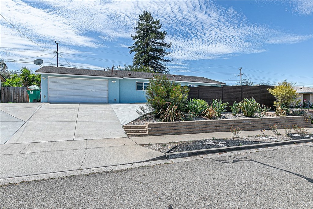 1216 Via Alta Property Photo 1