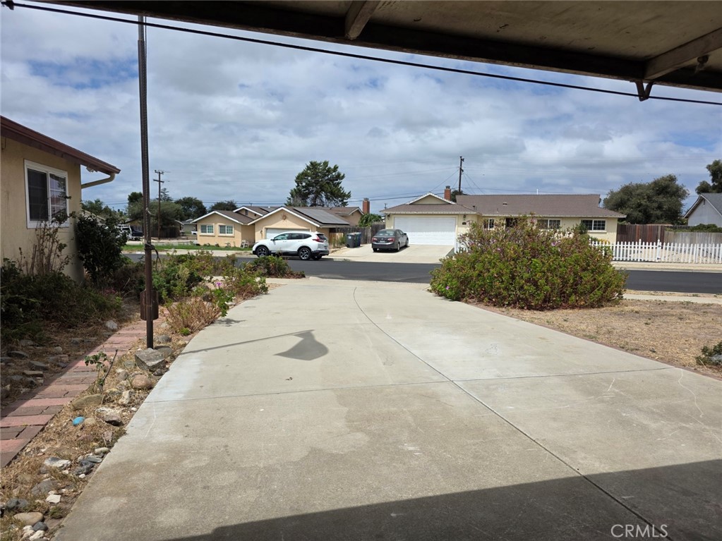 3915 Silver Leaf Property Photo 15