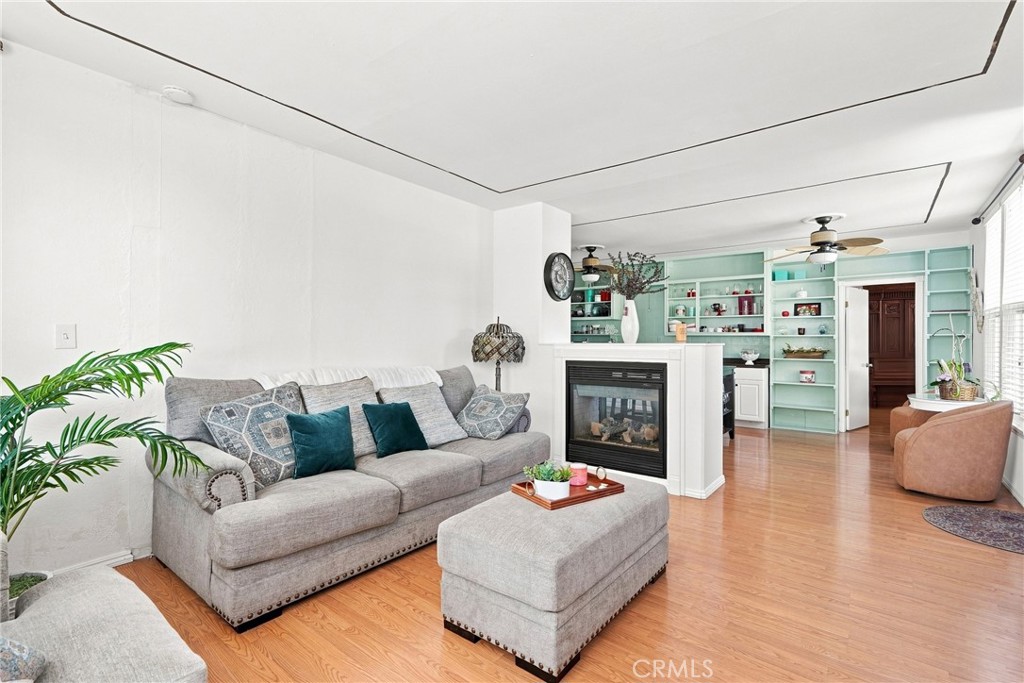 112 W Price Property Photo 5