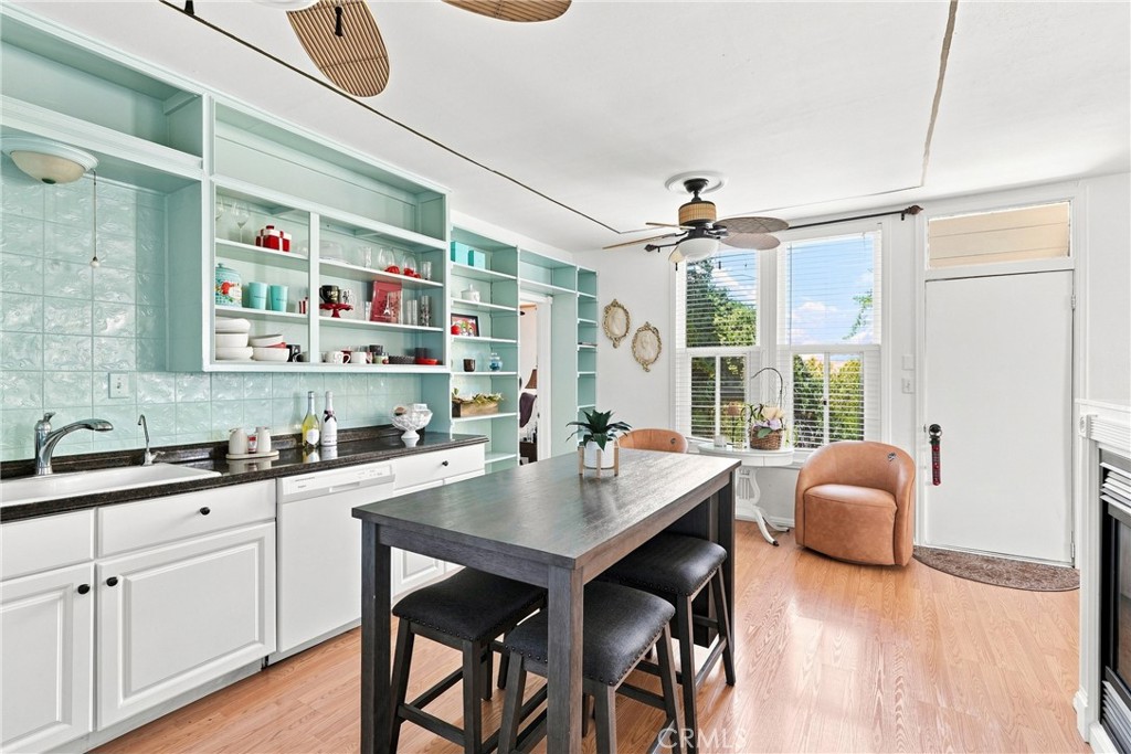 112 W Price Property Photo 10