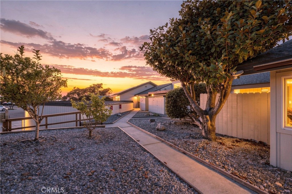 1974 Nevada Court Property Photo 4