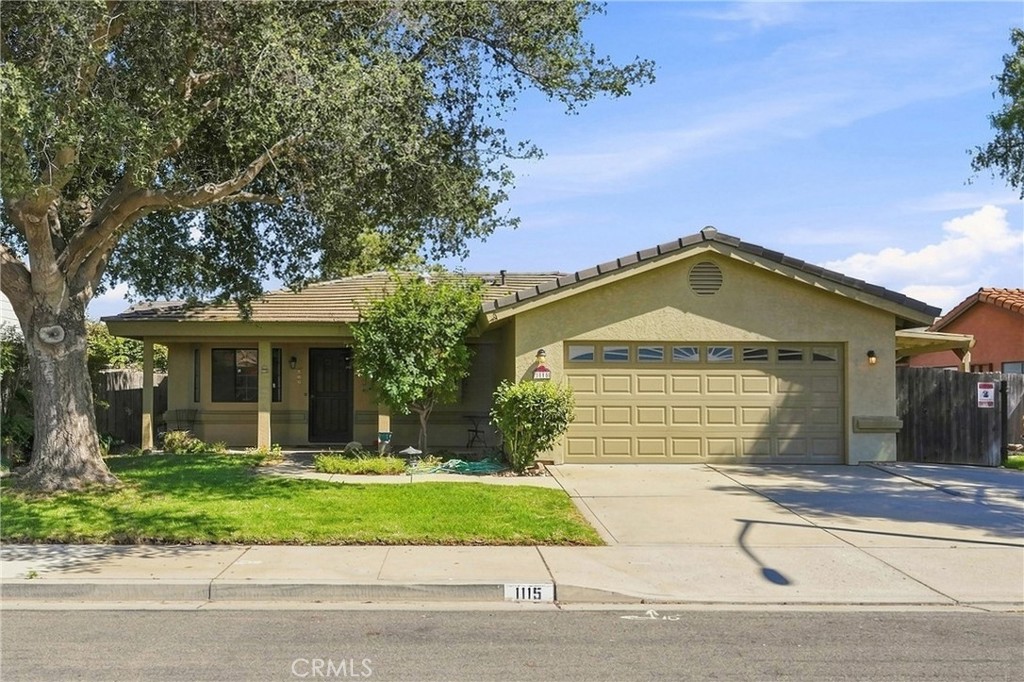 1115 Kathryn Way Property Photo 1