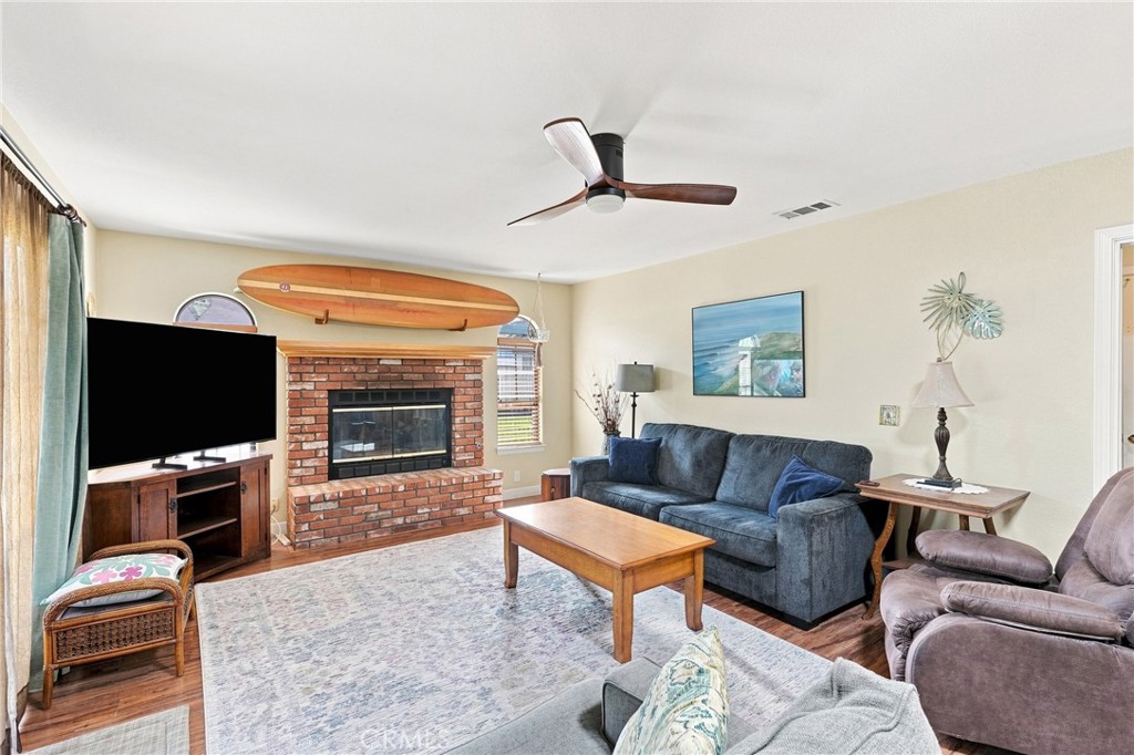1115 Kathryn Way Property Photo 17