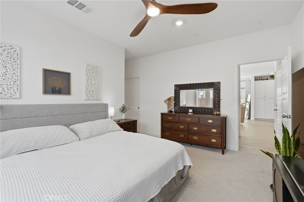 432 University Drive Property Photo 30