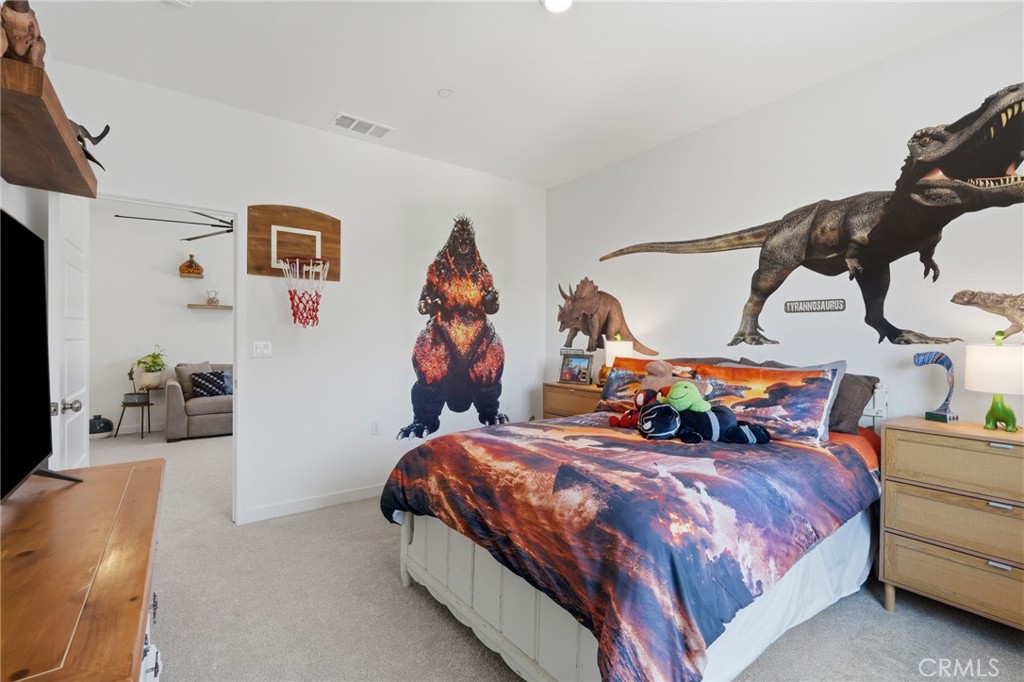 432 University Drive Property Photo 43