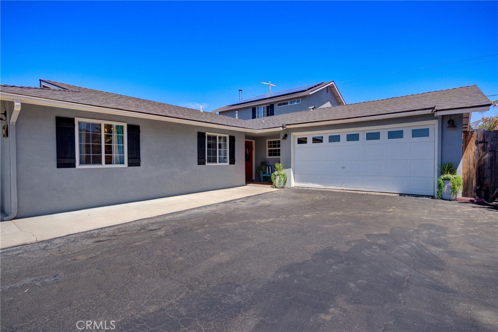 122 Pearwood Property Photo 4