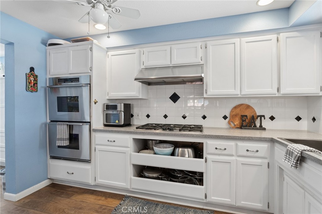 122 Pearwood Property Photo 12