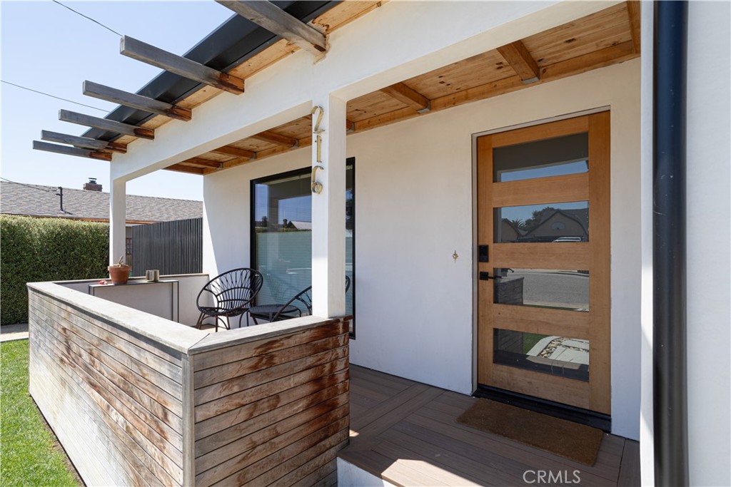216 Garden Street Property Photo 7