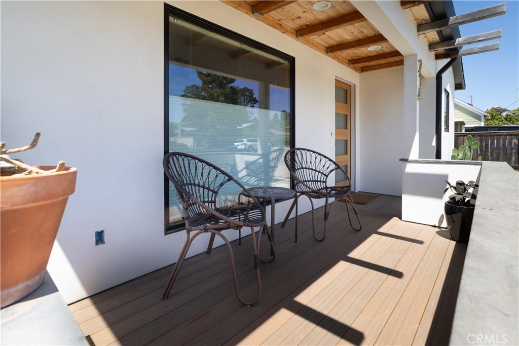 216 Garden Street Property Photo 8