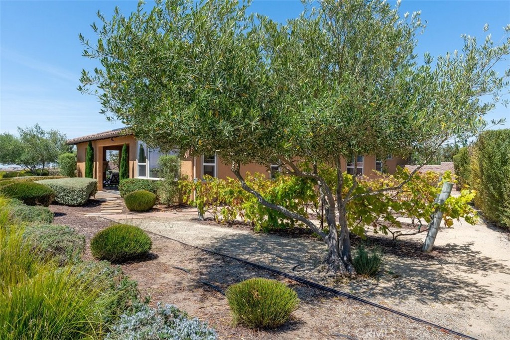 1235 Bradford Property Photo 46
